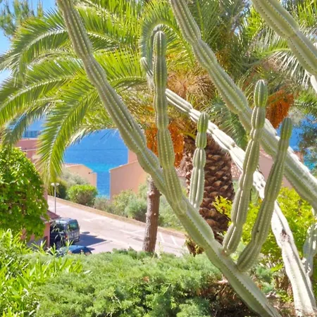 Sea & Garden View 10 Min To Beaches Apartmán